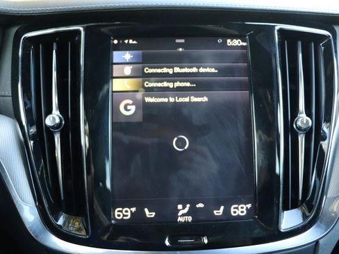 Used 2019 Volvo V60 T5 Cross Country AWD/4WD image 25