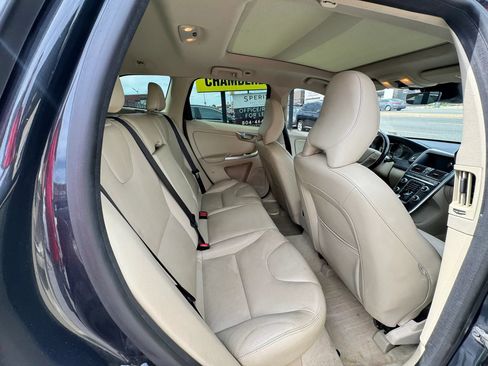 Used 2016 Volvo XC60 T5 Premier FWD image 18