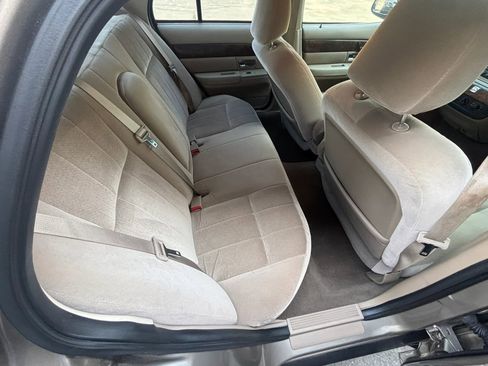 Used 2005 Mercury Grand Marquis GS image 23