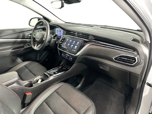 Used 2023 Chevrolet Bolt EUV Premier w/ Sun & Sound Package FWD image 31