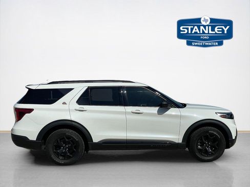 Certified 2022 Ford Explorer Timberline AWD/4WD image 9