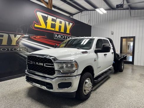 Used 2024 RAM 3500 SLT w/ Quick Order Package 2YG SLT AWD/4WD image 1