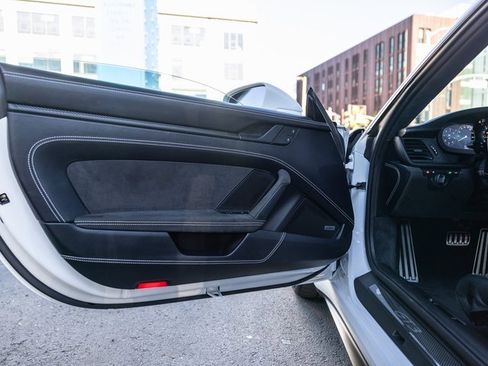 Used 2022 Porsche 911 GT3 image 29