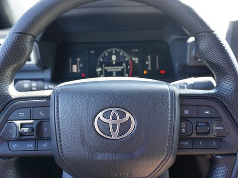 New 2026 Toyota Tacoma SR5 AWD/4WD image 17