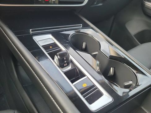 Used 2025 Volkswagen Atlas SEL Premium R-Line AWD/4WD image 20