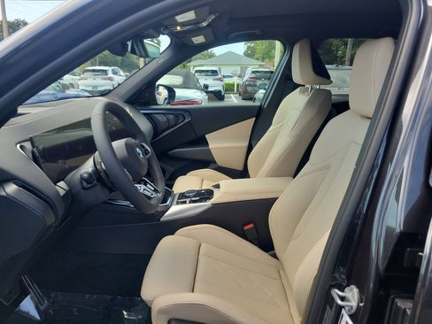 New 2025 BMW X3 xDrive30i w/ Premium Package image 22