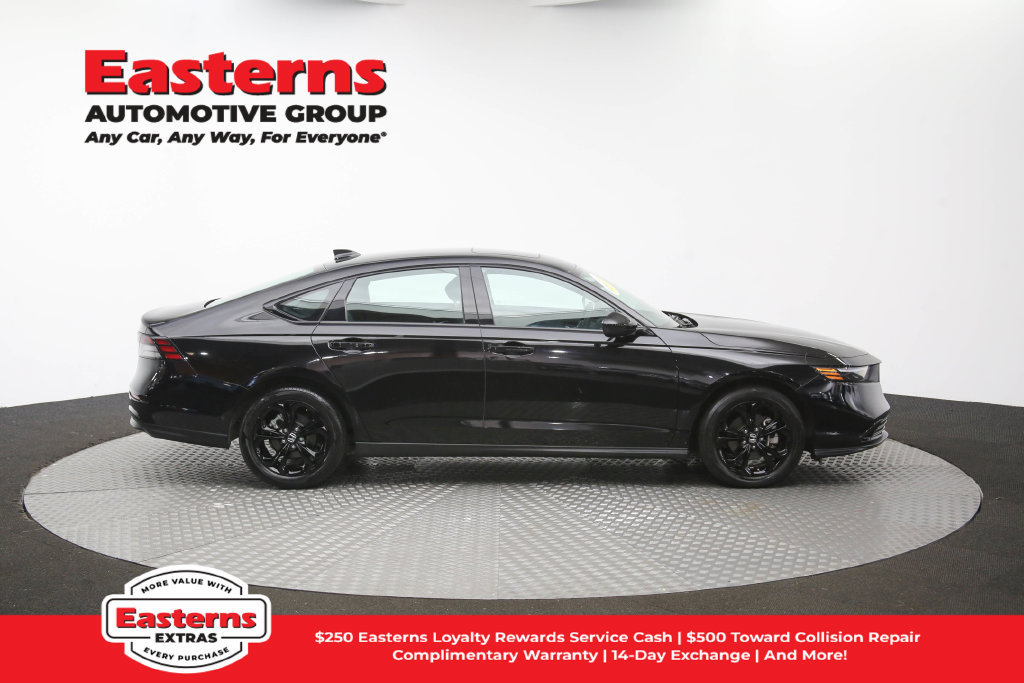 Used 2025 Honda Accord SE image 40