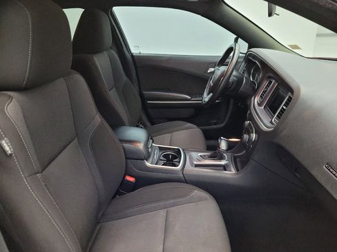 Used 2021 Dodge Charger SXT image 21