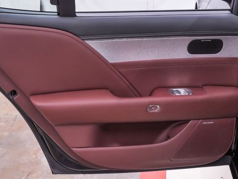 Certified 2023 Genesis G90 3.5T image 34