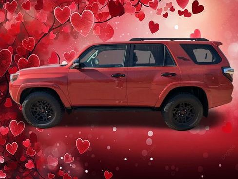 Used 2022 Toyota 4Runner TRD Off-Road Premium image 29