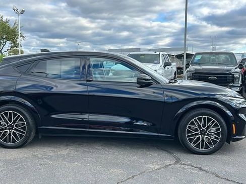 Certified 2024 Ford Mustang Mach-E Premium image 2