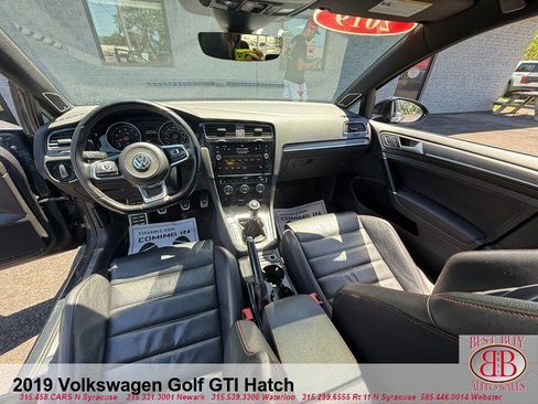 Used 2019 Volkswagen Golf 4-Door FWD image 14