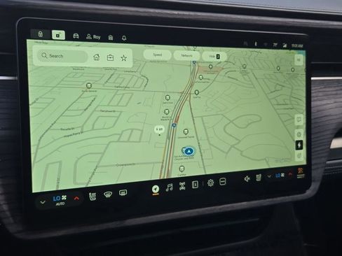 Used 2023 Rivian R1S Adventure image 35