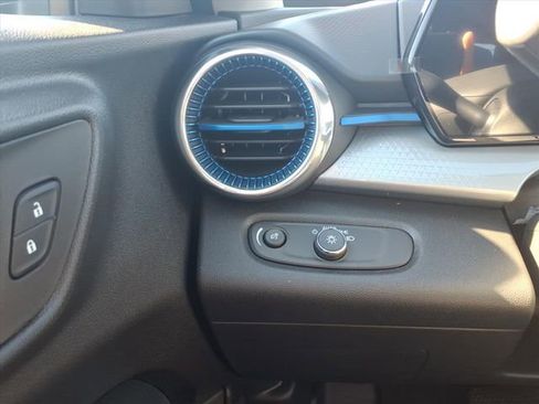 New 2026 Chevrolet Trax LT w/ Driver Confidence Package image 10