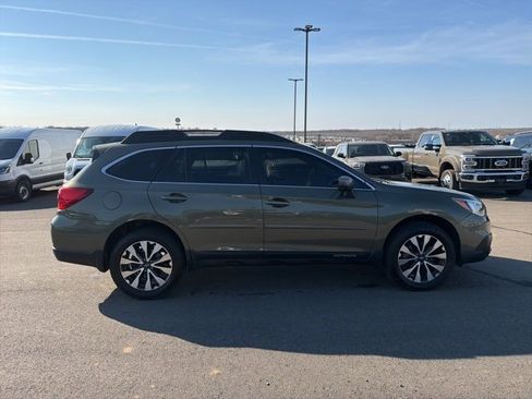 Used 2015 Subaru Outback 2.5i Limited image 5