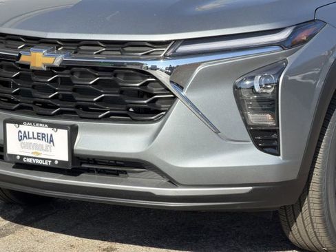 New 2026 Chevrolet Trax LT w/ LT Convenience Package image 7