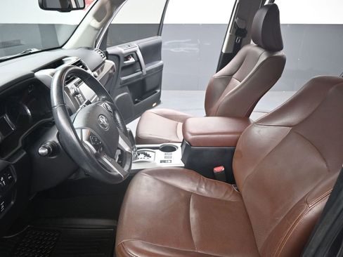 Used 2018 Toyota 4Runner Limited image 9