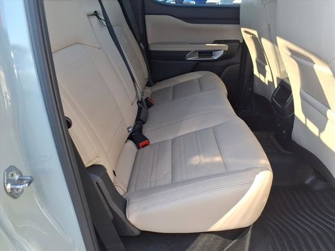 Certified 2024 Ford Ranger Lariat w/ Trailer Tow Package image 14