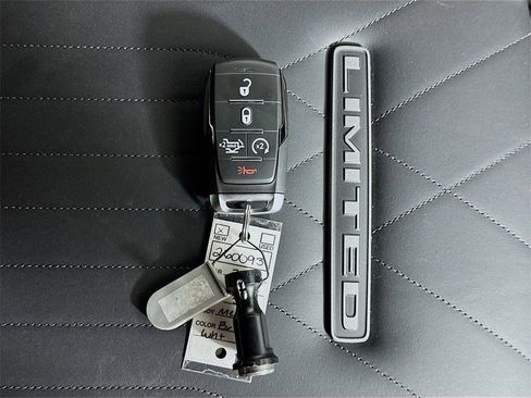 New 2026 RAM 3500 Limited w/ Towing Technology Group image 19