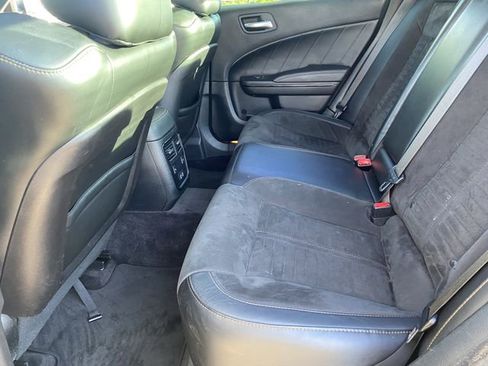 Used 2017 Dodge Charger R/T image 15