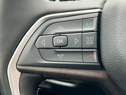 New 2026 Jeep Grand Cherokee Limited w/ Limited Altitude Package AWD/4WD image 19