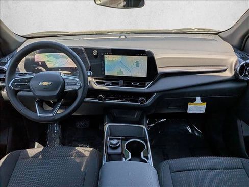 New 2026 Chevrolet Equinox LT FWD image 15