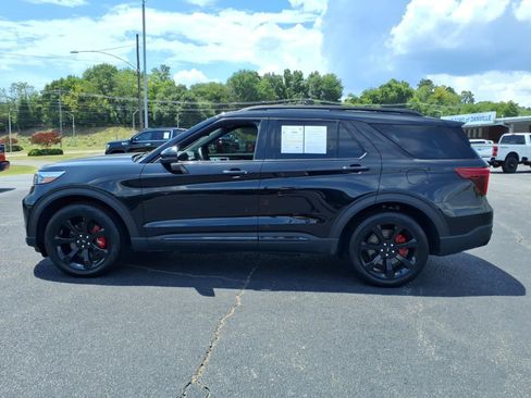 Certified 2023 Ford Explorer ST w/ Equipment Group 401A AWD/4WD image 5