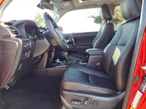 Certified 2023 Toyota 4Runner 40th Anniversary SE image 19