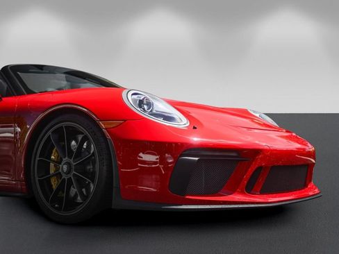 Used 2019 Porsche 911 Speedster RWD image 11