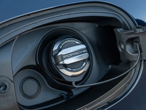 New 2026 Porsche Cayenne image 38