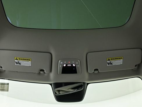 New 2025 Volvo EX90 Plus w/ Protection Package Premier image 19