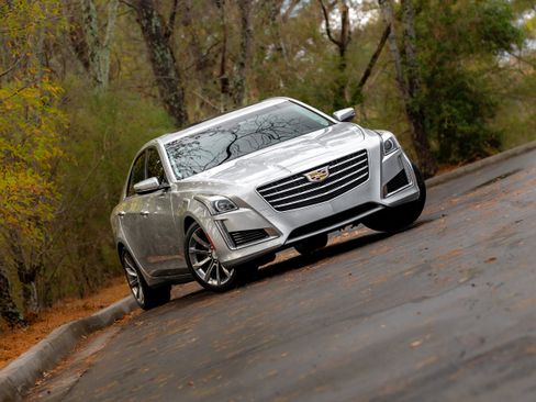 Used 2019 Cadillac CTS Luxury image 18