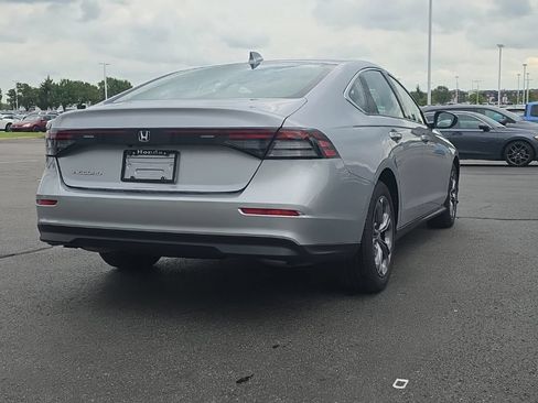 Used 2023 Honda Accord EX image 7