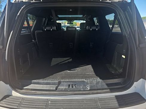 Used 2024 Ford Expedition Max Platinum AWD/4WD image 28