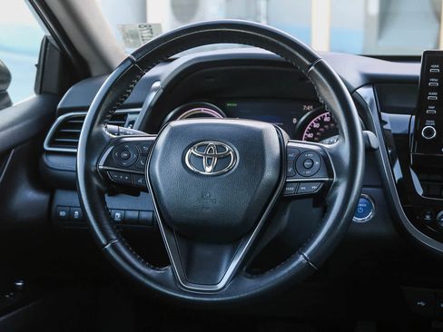 Used 2023 Toyota Camry XSE image 14