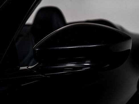 Used 2019 Ferrari Portofino image 29