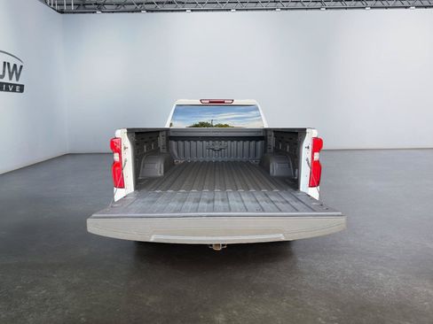 Used 2024 Chevrolet Silverado 1500 RST w/ Z71 Off-Road Package AWD/4WD image 21