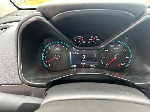 Used 2017 Chevrolet Colorado Z71 AWD/4WD image 10