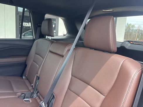 Used 2025 Honda Passport EX-L image 5