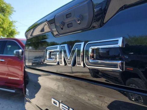 New 2026 GMC Sierra 2500 Denali Ultimate image 7