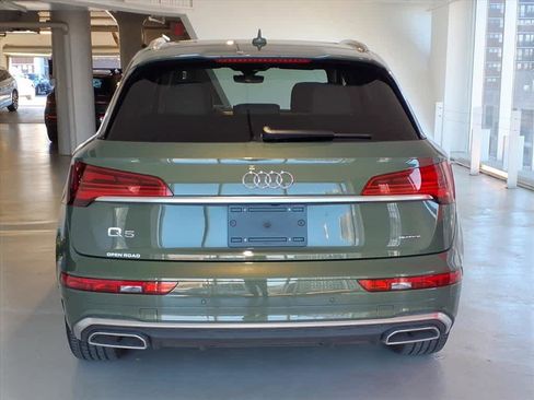 Certified 2023 Audi Q5 e Prestige w/ Prestige Package image 5