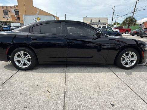 Used 2022 Dodge Charger SXT w/ Leather Interior Group RWD image 14