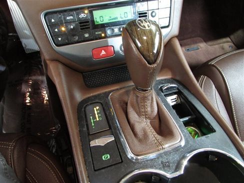 Used 2010 Maserati GranTurismo S image 51