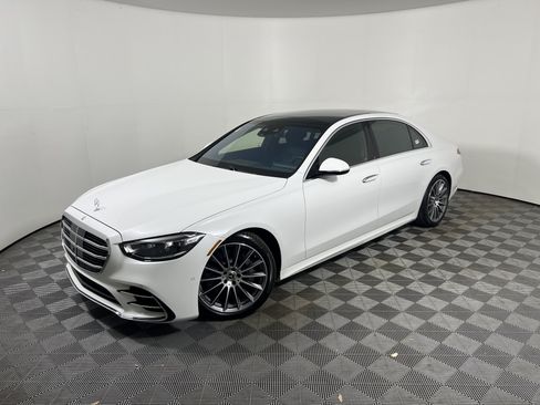 Used 2026 Mercedes-Benz S 500 4MATIC image 1