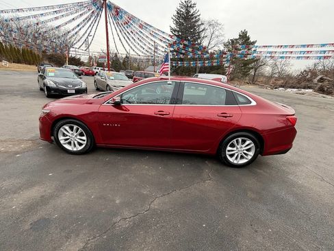 Used 2017 Chevrolet Malibu LT w/ Leather Package image 6