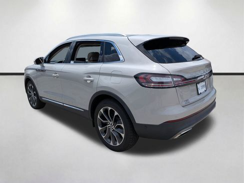 Used 2021 Lincoln Nautilus Reserve w/ Equipment Group 201A AWD/4WD image 5