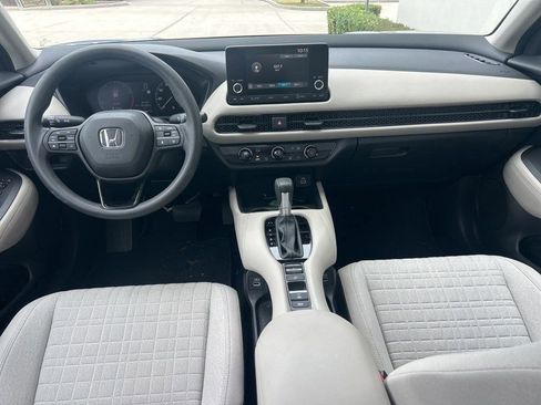 Used 2023 Honda HR-V LX image 10