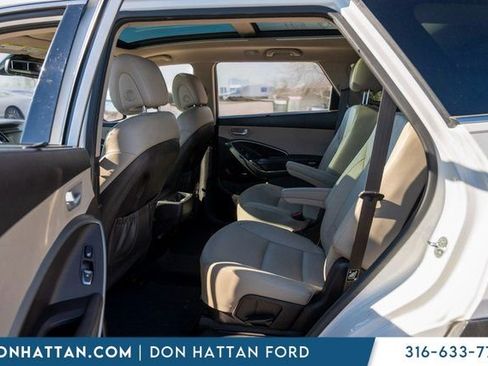 Used 2017 Hyundai Santa Fe Limited image 22