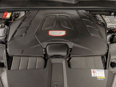 Used 2023 Porsche Cayenne Turbo GT image 11