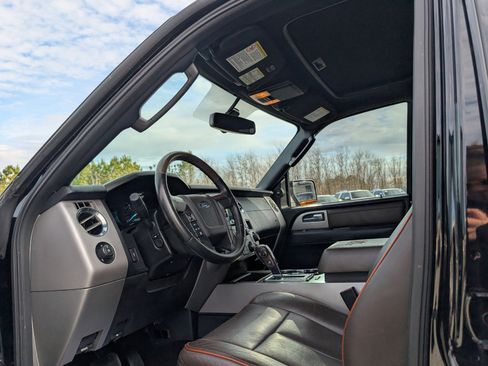 Used 2017 Ford Expedition EL King Ranch image 13